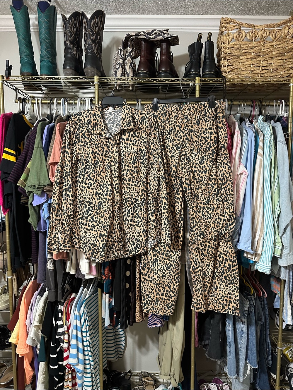 GAP Leopard Print Wide-Leg Pants and Matching Shirt - Tan/Black